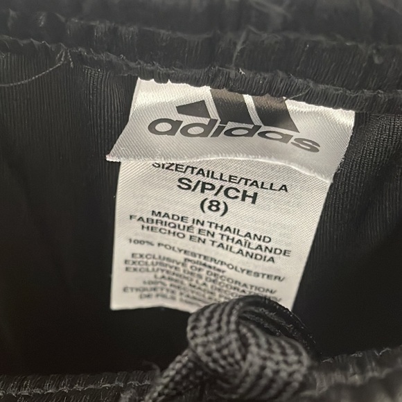 ❤️ ADIDAS Boys Shorts Size S (8) - Picture 4 of 5